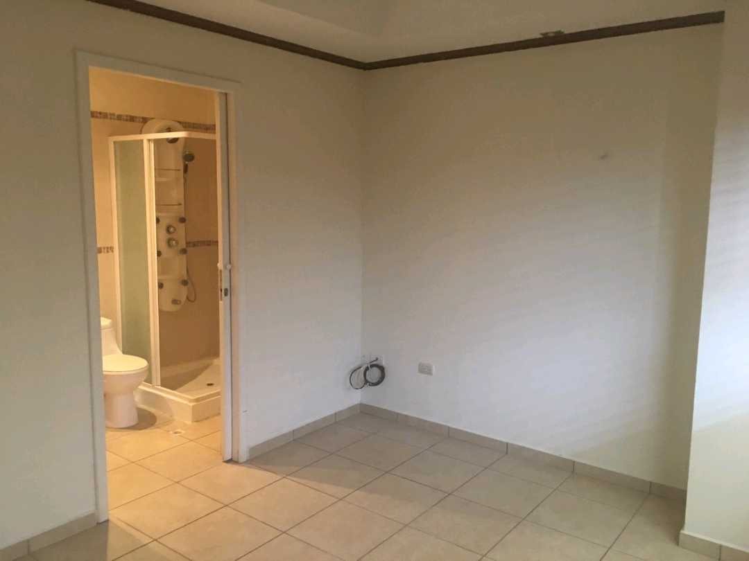 Apartamento Duplex en venta Col. Escalón, fotografía 7