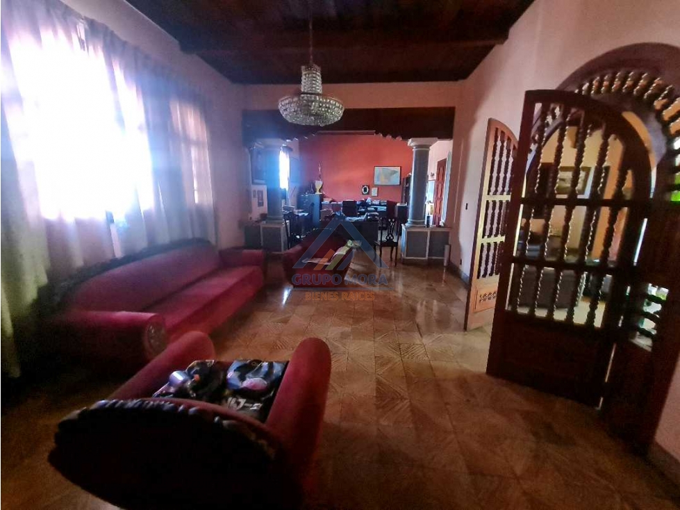 Casa colonial en venta en Santa Ana, fotografía 2